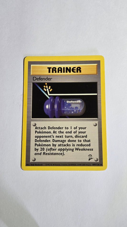 Trainer: Defender (base set 2 unlimited)